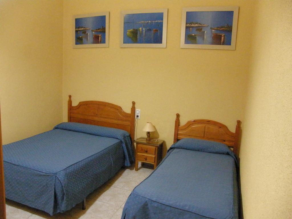Hostal Fantoni Cadiz Oda fotoğraf
